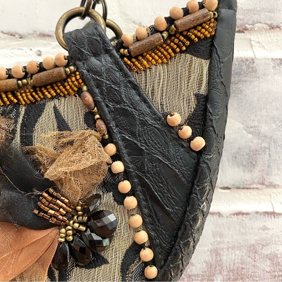 Mary Frances • Half Moon Crocodile Leather Beaded Crossbody Clutch • Vintage - Picture 2 of 15